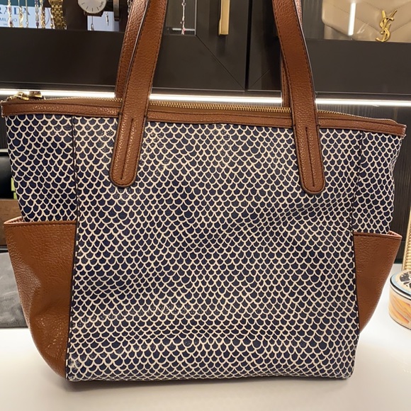 Fossil Bag | Large - Picture 10 of 12